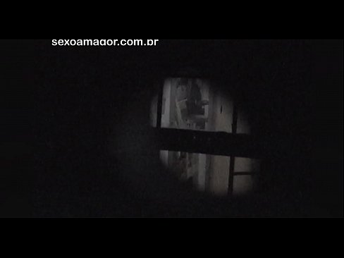 ❤️ Blondie vin an kasèt yon voyeur nan katye kache dèyè brik kre ☑ Videyo pònografi nan ht.desixxxtube.ru ❤