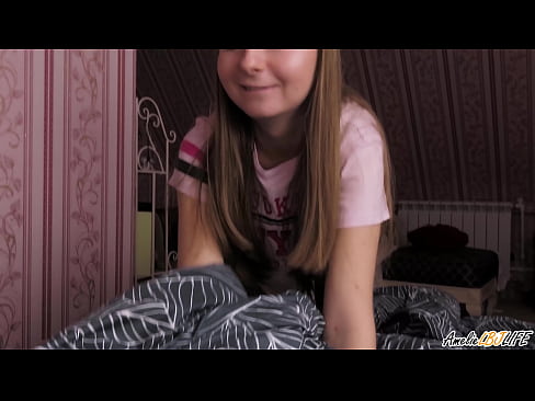 ❤️ Blondie souse BFF li a pwofondman epi li pran kom nan bouch li ☑ Videyo pònografi nan ht.desixxxtube.ru ❤